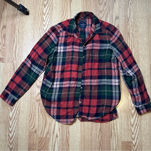 American Eagle women’s flannel size L - Picture 1 of 2